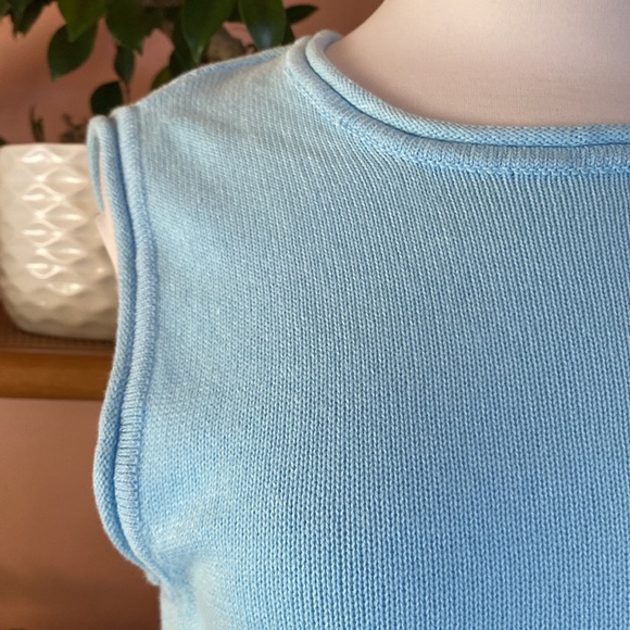 Wild Fable Blue Cropped Sleeveless Knit Sweater Vest NWT Size Medium - Picture 4 of 8